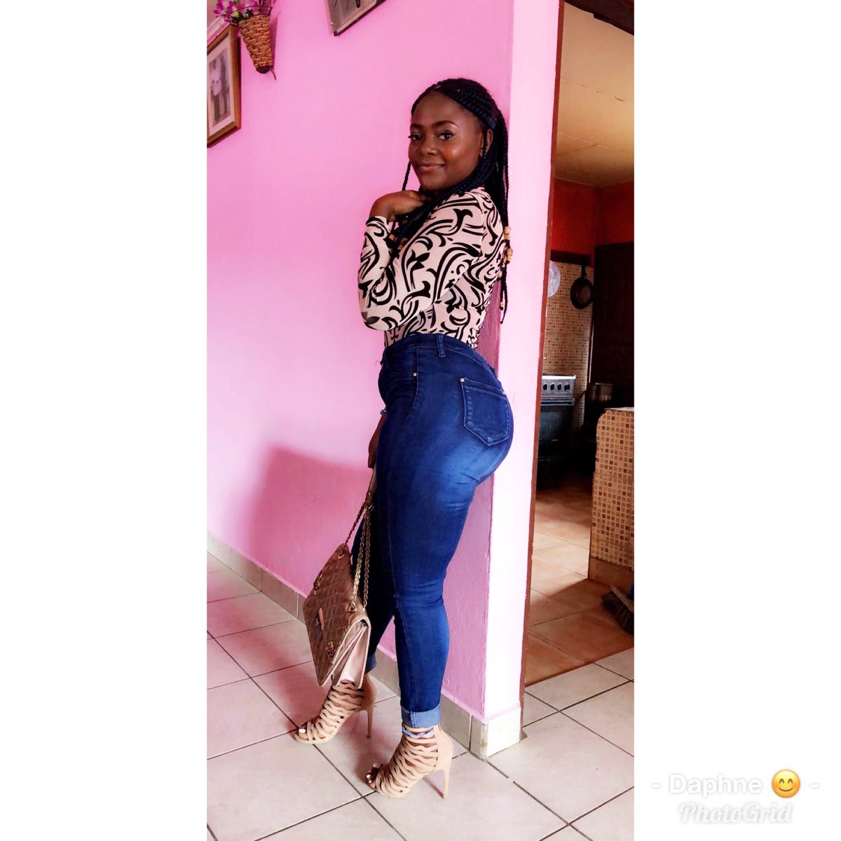 bae_daphne's tweet photo. Happy new year people 😍🎈🎊 #top4of2018 #TopFour2018 https://t.co/XNsbGYVoiY