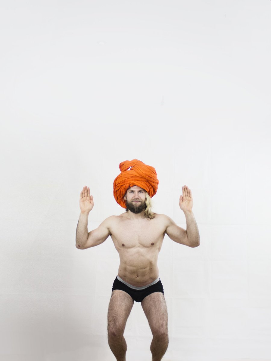 woundbloom's tweet photo. Hung
.
.
.
.
.
.
#elevated #crucified #worshipdance #turban #turbantying #movement #gestures #worship #fettered #caged #precarious #performanceart #artperformance #artphotography #photoart #photographyart #contemporaryart #contemporaryasianart #limbo #prayer #praisethelord #glory https://t.co/O38dMvmzi7