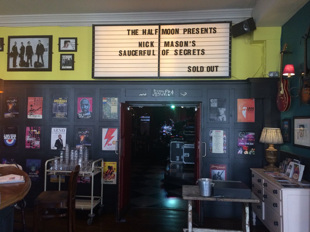 HalfmoonPutney's tweet photo. Happy New Year to all our wonderful bands and audiences. Thank you for celebrating our 55 years in style. We couldn’t do it without your support! 45000 at 400 shows, over 100 sold out! We’d love to know your highlights. Below is just one of ours #55live #Putney #HNY2019 ✨🎸🥁🎹 https://t.co/0yAQnOiFtG