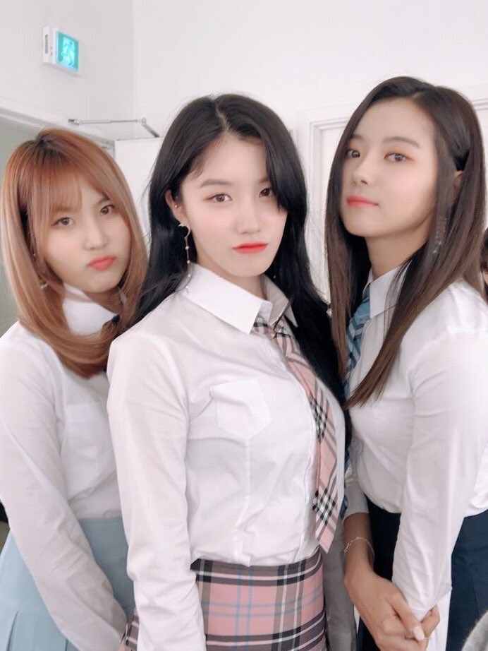 siyeonarchives's tweet photo. 2018 hasn’t been the best year for pristin but let’s not forget all the good memories we had with them this year even if there wasn’t a lot ! lets treasure these memories and hope 2019 is a better year 💘 https://t.co/ge6Kcn9UPF