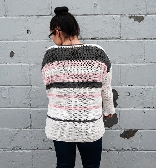 AllFreeCrochet's tweet photo. The Creation Cardigan is perfect for any beginner crocheter looking to push their skills a little bit. https://t.co/DlPjAocDLt #crochet https://t.co/aAl9zHyUvK