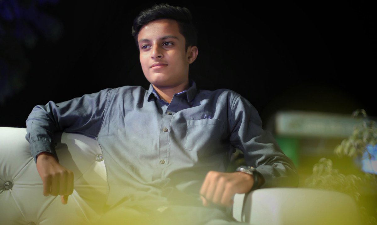 krish_prg's tweet photo. In a World Full Of Trends, I'll Remain a Classic. https://t.co/U6iP5f19GH