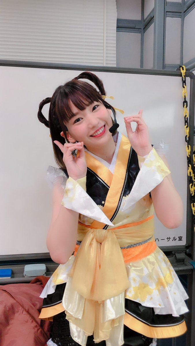 CDTVではお正月らしいこの衣装で、TV初披露のMY舞☆TONIGHTでした😙♪♪
ウインク初めできてたかな？😉✨
2019年最高のスタート切れたはずっっ！！あとはゆっくり劇場版を待ちましょう❤️
#lovelive