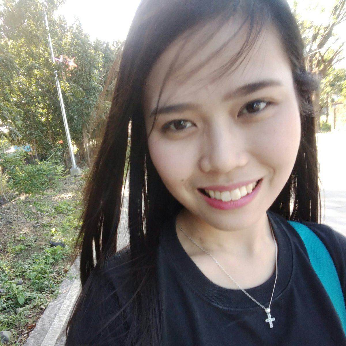 PaulaBalanon1's tweet photo. #NewProfilePic 
Happy new year! Good bye 2018 welcome 2019💙💙💙 https://t.co/5eFHtZFBl6