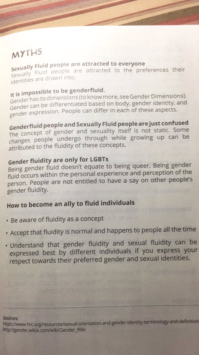 awesome_drew's tweet photo. Panis yang mga planner nyong libo libo sa planner ko na hitik sa kaalaman, impormasyon, mga tula, mga larawang iginuhit at kinulayan ng mga kulay ng bahaghari. 🌈🦄

Actually mas mura pa to sa kinolekta mo. https://t.co/0yq2P4IziN