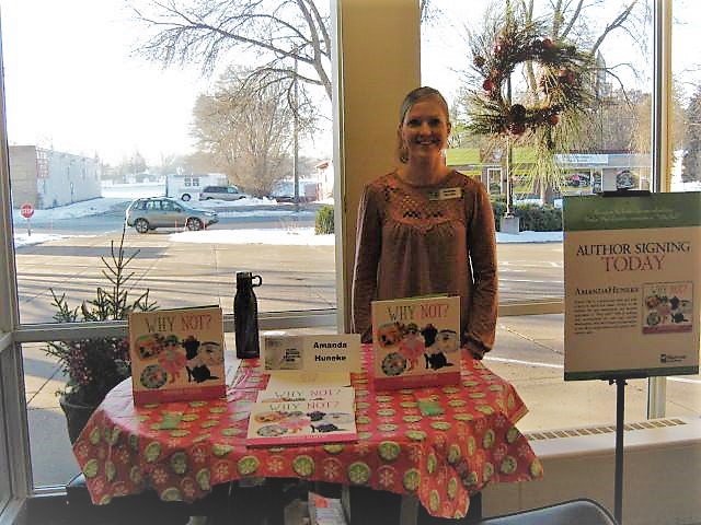 AmandaHuneke's tweet photo. A couple of more photos from my last event for 2018--"Telling Our Stories: A Children's Literature Event." Looking forward to what's in store @SCBWIMinnesota in 2019!
#scbwi #mnscbwi #WhyNotChildrensBook #warrenpublish https://t.co/WediX5chPF