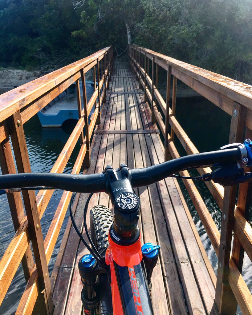 Wilddog_ZA's tweet photo. Captains Log: Star Date, January 1st 2019
#WYMTM #woodenbridge #happynewyear2019 #bridge #instabridge #lifebehindbars #cyclingshots #cycling #stravaphoto #chintsa #summer #mtb #mtblife #mountainbiking #ridelife #ridegiant
#newyear #2019 #lovemybike #newyearsday2019 https://t.co/8IFuEnUqgT