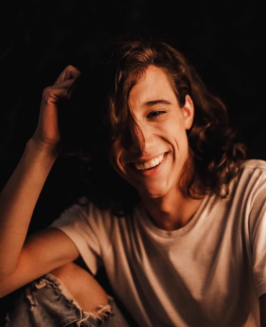 spadaforistaas's tweet image. Todavía no puedo creer que hayas sacado un tema propio,estoy re orgullosa de vos porque seguis logrando cosas, posta que no sabia lo que era tener un ídolo hasta que te conocí a vos, te amo y gracias por sacarme tantas sonrisas♥