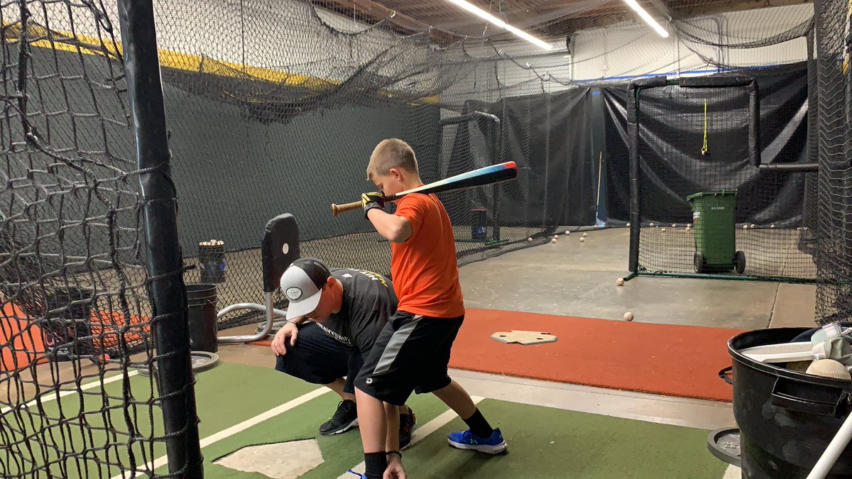 PrestonBSBL's tweet image. Had a great #HittingLesson with @DavidRing4 at #CanyonSideCages yesterday in #SanDiego @Sports_Attack @backspintee @warstic #BP @baseballyouth @nathan_russell8 @cksota #SD #SoCal #BaseballYouth #TravelBaseball #GroundBallsSuck #ElevateToCelebrate @MLB