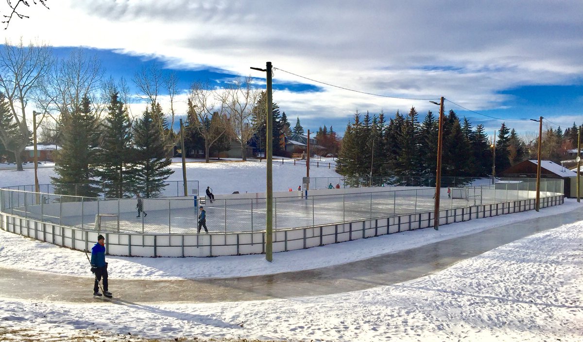 ChrisWelner's tweet photo. New Year’s first flood #solo #yyc #glendalecommunity https://t.co/lC31HA2hJB