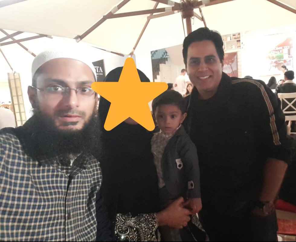 ILOVEGENUU's tweet photo. Met @AmanYatanVerma Sir At Global Village Dubai.He Was So Nice To Us.Thanks Sir 4 the Selfie.&amp; @VandanaLalwani7 forget to say I watched you in crime patrol https://t.co/NefzzTJskI
