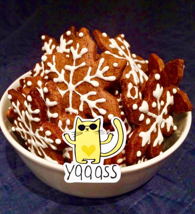 srećna nova! #ontour 
da vam nebo bude vedro i da vam guza vidi puta ❤️