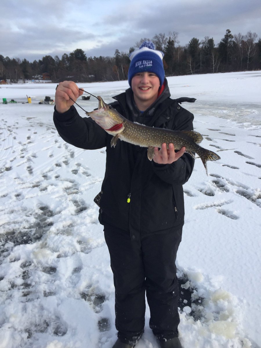 buckgehm's tweet photo. New year of ice fishing. The fish aren’t all keepers, but that all add to the fun. https://t.co/RHZ3mh6f6u