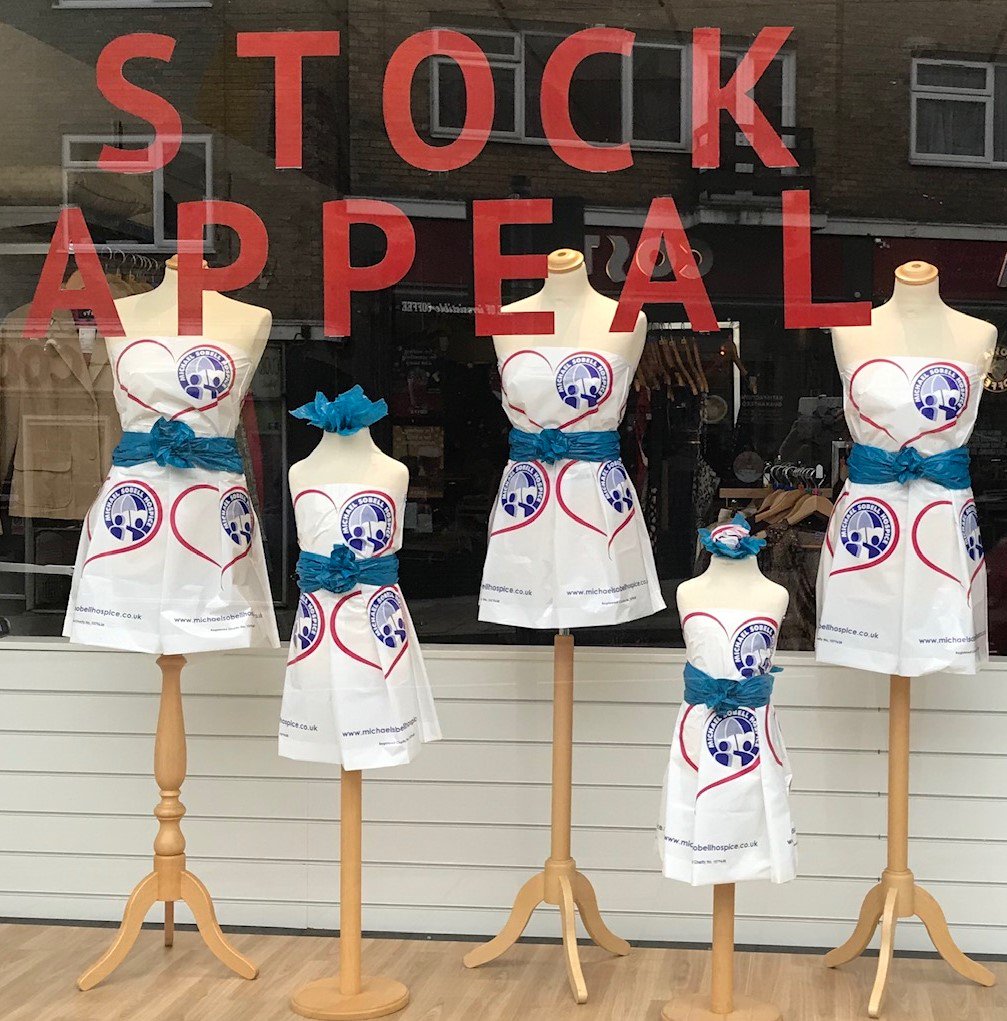MichaelSobell's tweet photo. Happy New Year! If you’ve received a lot of gifts over Xmas &amp; are in need of a clear-out, pls consider donating any unwanted quality clothing to our #charityshops which are in need of stock. Women's, men's &amp; children’s clothing, bric a brac &amp; paperbacks welcomed! #charitytuesday https://t.co/LKqbRCOteV
