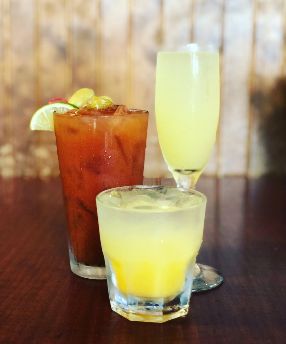 BogeyGrille's tweet photo. Cheers to the new year 🥂Happy 2019 to all!! https://t.co/hlWipoSE4B