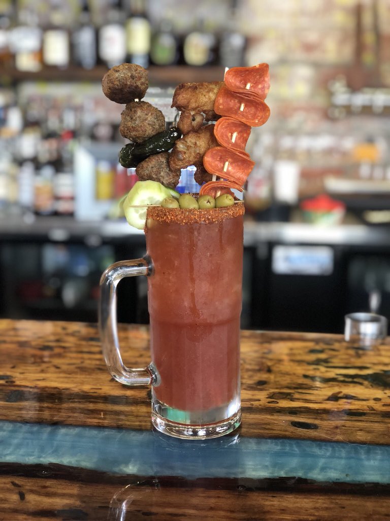 Broadway830's tweet photo. Finally getting our drink menu out together and fully functional! What a great way to kick off the New Year. Stop by and see us. (Left to right: Extreme Bloody Mary, The Effen Martini, The Dale Evans, The Broadway Breeze) https://t.co/fs5fLCCm9O