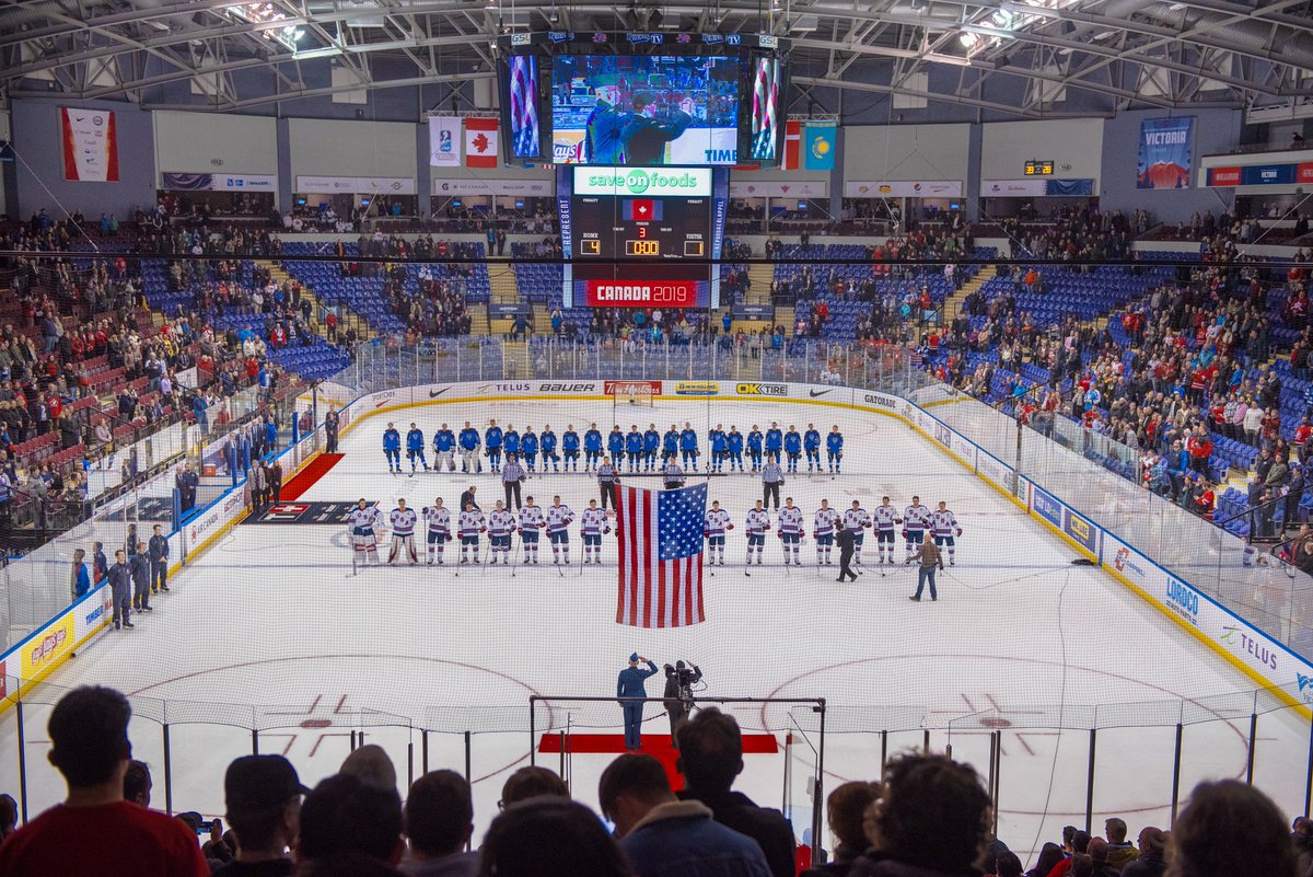 islandsports1's tweet photo. #USA vs #Finland Not At All Rufh To Shoot For ISN Photographer https://t.co/QLn2ujDQdq #2019IIHFWorldJuniorChampionships #Finns #HockeyCanada #IIHF2019WJC #SaveOnFoodsArena #USAHockey #VictoriaBC #WJCFinland #WJCVictoria https://t.co/QFZHlI76PT