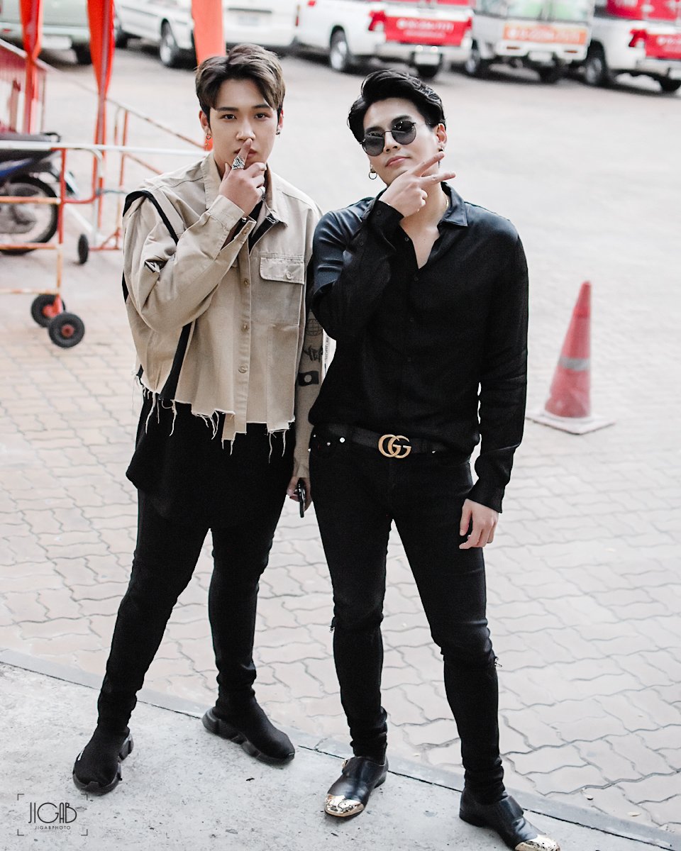 jigabphoto's tweet photo. ถึงภาพ Noise จะเยอะ แต่ความน่ารักของเธอ..มันเยอะกว่านะ 😳🐻🐼
#iconsiam #amazingthailandcountdown2019
#iconiccountdowndestination
#HKS #HunzIPH​ #kangsomks​ #แกงส้ม​#jigabphoto​ @Hunz_IPH @kangsomm https://t.co/KD221Lwf3X