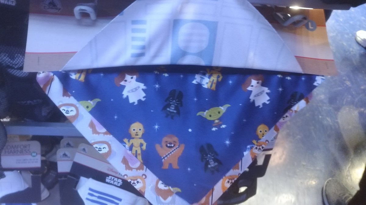 cstephens2's tweet photo. New #starwars items added to the #disneytails collection at #startrader at #Disneyland. How cute! There are 3 different designs in the bandanas, including #ewoks ! https://t.co/4wXSsCzDzT