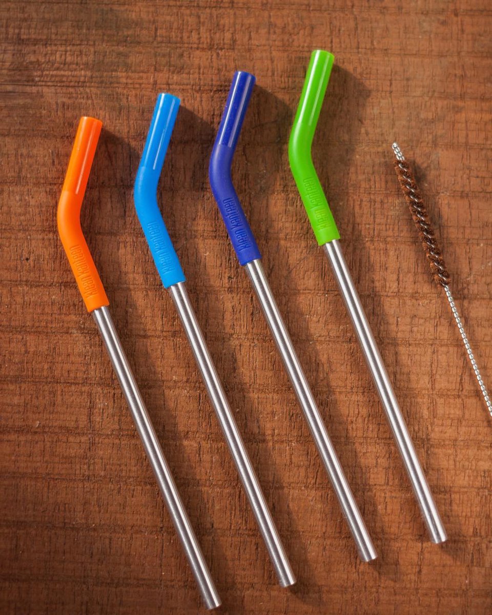 kleankanteen's tweet image. 🎉🍾🎉2️⃣0️⃣1️⃣9️⃣🎉🍾🎉
Start your new year off right… help us keep 2019 free of plastic straws. #BringYourOwn #PlasticSucks #HappyNewYear #2019