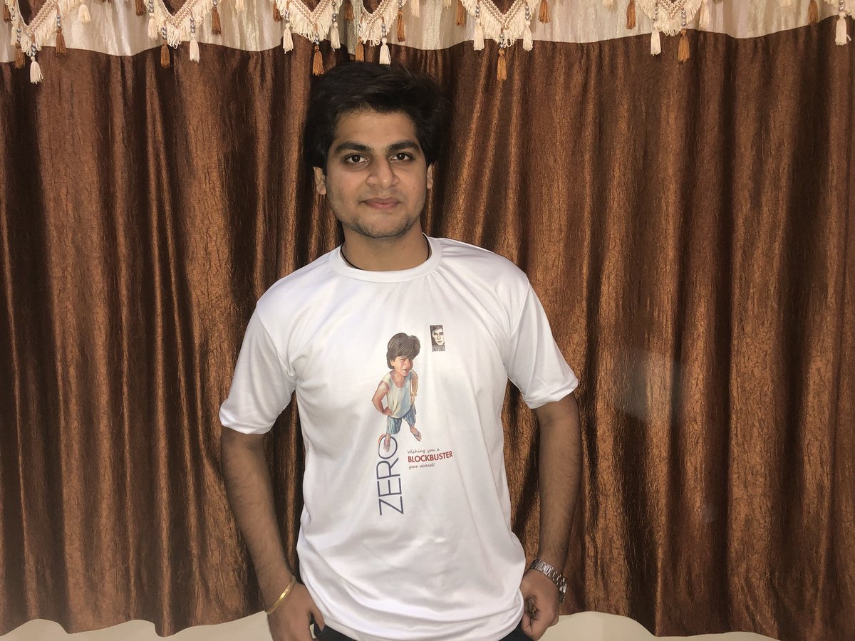 Dhaval_DTK's tweet photo. Finally wore t-shirt of #bauuasingh #zero21dec @iamsrk ye film ni feeling hai boss watched zero twice awesome movie with act of #srk as #bauua and @AnushkaSharma did great job 😍😍 #jabrafan @RedChilliesEnt @SRKUniverse @SRKCHENNAIFC https://t.co/3fUyxTD7Eq