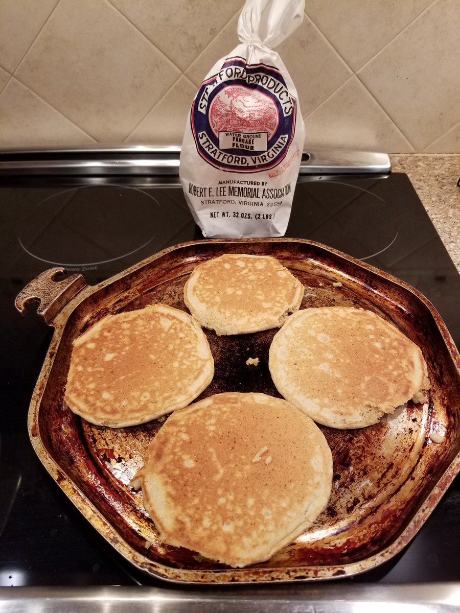 enricothetenor's tweet photo. #NewYearsBrunch is pancakes made with @StratfordHall grist mill pancake flour on my Mother's #GuardianService griddle. Yum! https://t.co/L5rmiHvjfo