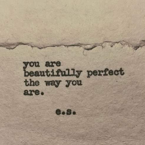 ElsTWsM's tweet photo. Going into 2019 feeling grateful to have so many kind hearted people in my life. I wouldn't change a thing about them.
#beautifullyperfect #kindnessbringshappiness https://t.co/LcWmfTDJhW