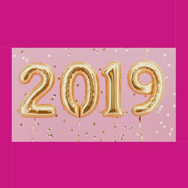HAPPY NEW YEAR 🎆 
Hope your year is full of creativity and inspiration 💗
#2019 #FashionFilm #Fashion