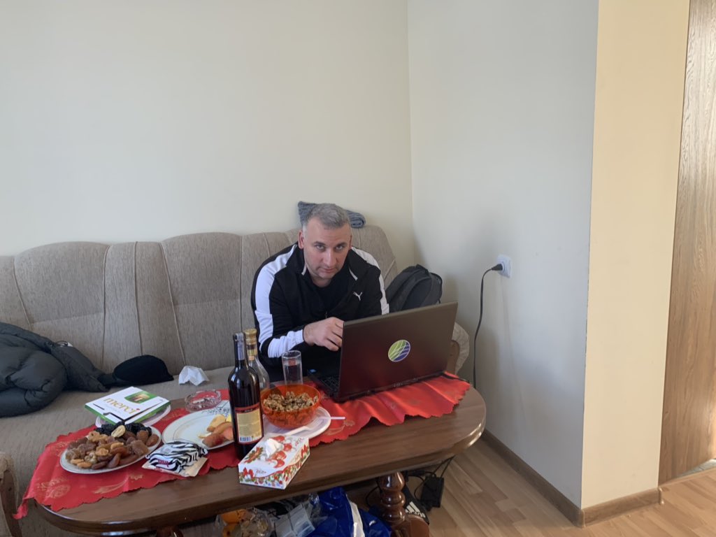armdev's tweet photo. 1 of January, coding time. #java #armenia #optym #springcloud https://t.co/XfVuQ7XJnk