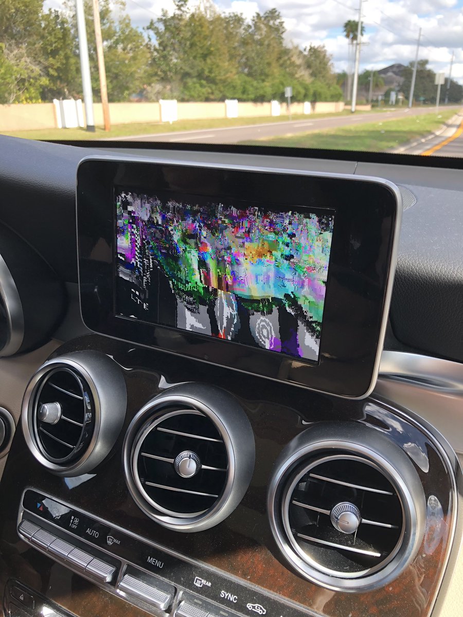 Gabriel Aluisy On Twitter Strange Problem With My 2018 Glc My