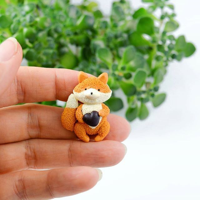 MaxiCharming's tweet photo. One of my old works, the cute fox brooch 😊🤗🦊
.
.
.
〰️〰️〰️〰️〰️〰️〰️〰️〰️〰️〰️〰️〰️〰️〰️
#lovefox #myfox #foxart #brooch #kids #kidsjewelry #kidsgift https://t.co/jlsAmpCOUb https://t.co/mxssEp9968