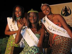 MissTanzani's tweet photo. Miss Tourism Dar ES Salaam 2004 https://t.co/TqBlx3phAy