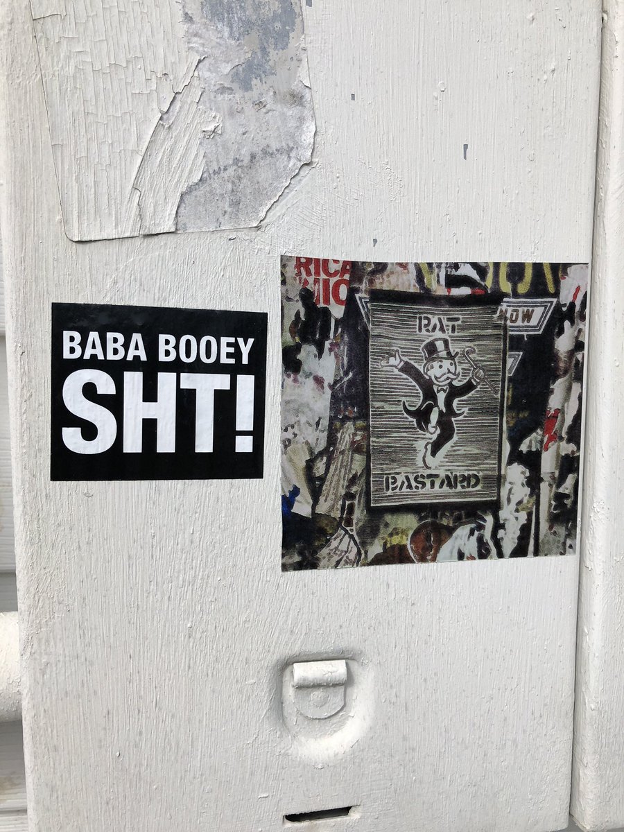 Chialord's tweet photo. Interesting what you can find on the streets of Charleston. #bababooey @robertAbooey https://t.co/FMGbSGUW0x