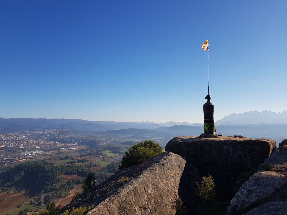 unainternista's tweet image. 1/1/2019 #collbaix #montserrat #happynewyear