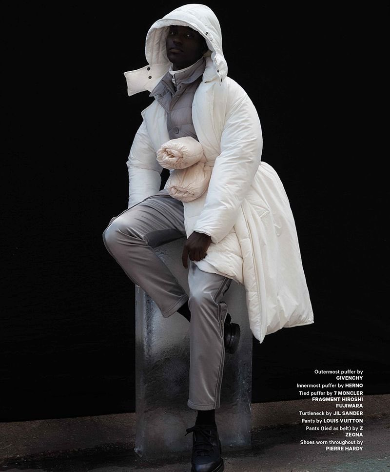 ModaNews2's tweet image. "CLOUD 9 ☁️ #CharlesOduro  wrapped in the season’s coolest puffers 📸 by Alex John Beck for @EssentialHomme 🇫🇷 #NYMMMen https://t.co/nnTNxUV9nJ"