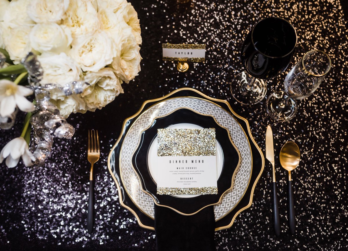 MTBEventRentals's tweet photo. Happy New Year and Happy 2019 ! 

Design by: @anythingbutgrayevents
Paper Goods: @brandhauslabs
Rentals: @mtb_event_rentals
Florals: @losangelesfloralcouture
Photography: @julieshufordphotography https://t.co/K7kG14vWky