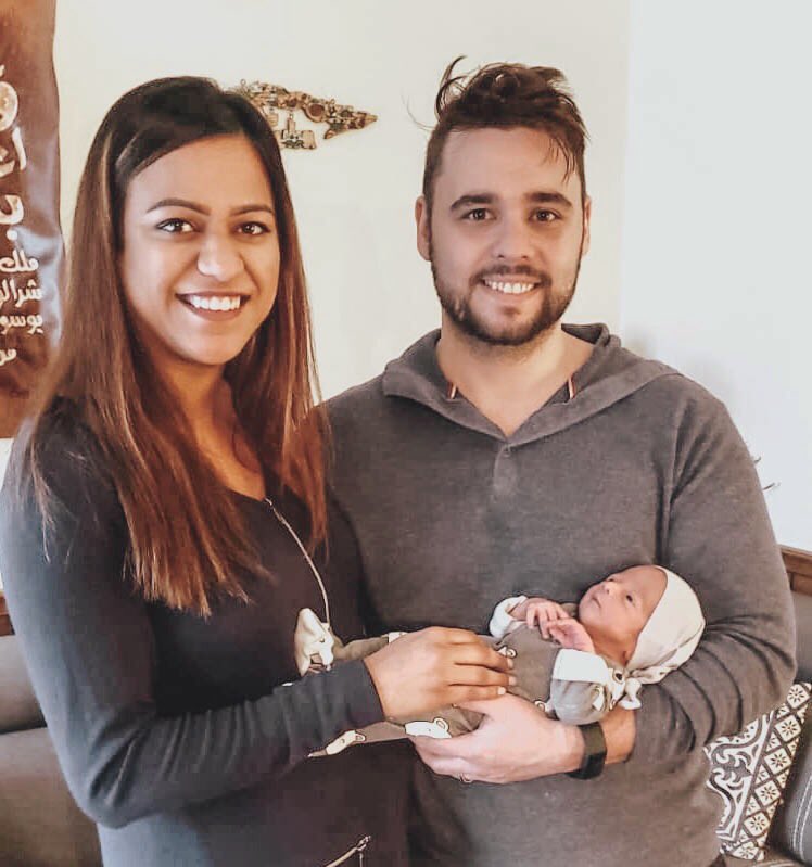 anumrubec's tweet photo. Happy 2019 from our little family (missing #FrenzitheEski) to yours! π« https://t.co/XIkDwdNzaW