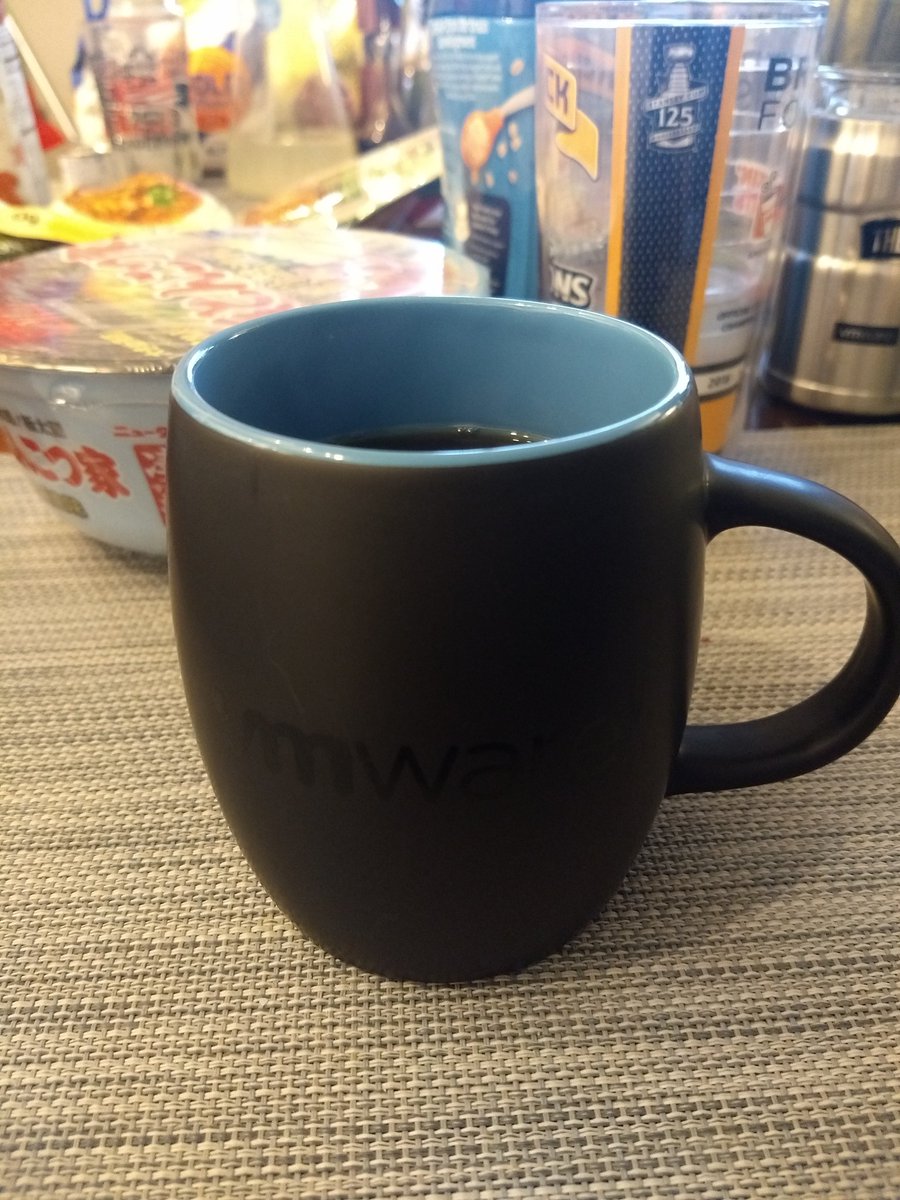 arielsanchezmor's tweet photo. Mmm coffee. Good way to start a 2019 afternoon! Cc @LCCbeans @ajkuftic @virtualizecr @kylemurley https://t.co/GY7wvlR65Z