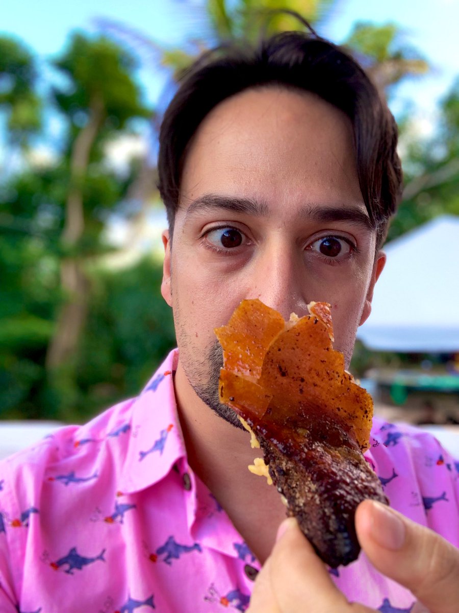 Lin-Manuel Miranda (@Lin_Manuel) on Twitter photo 01/01/2019 21:32:32 The crispiest part of the lechón 🤤 The crispiest part of the lechón 🤤