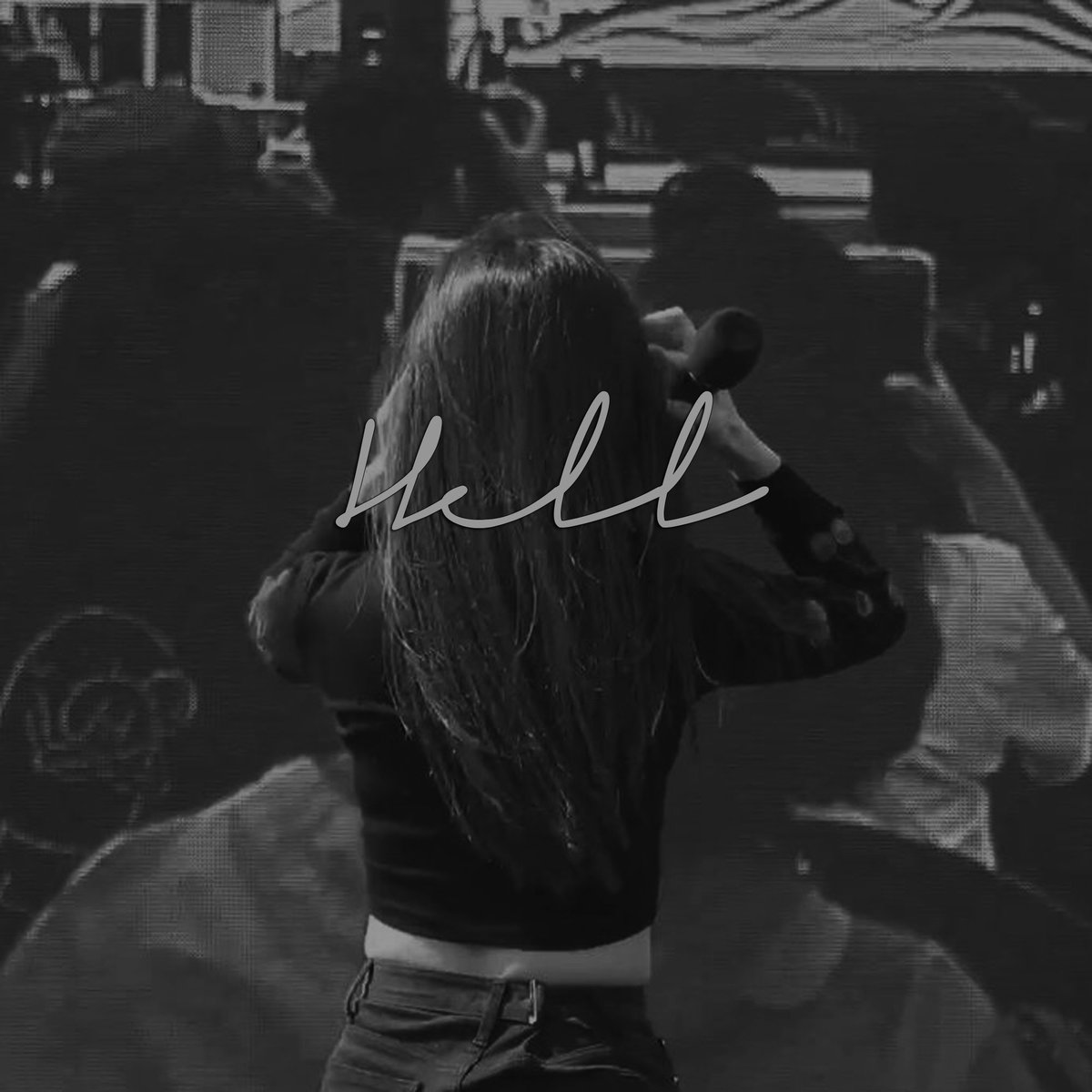 HogwartsEvent's tweet image. O1. THE DARK KNIGHT.

She moves by jumping to the opposite corner of a rectangle two squares by three.