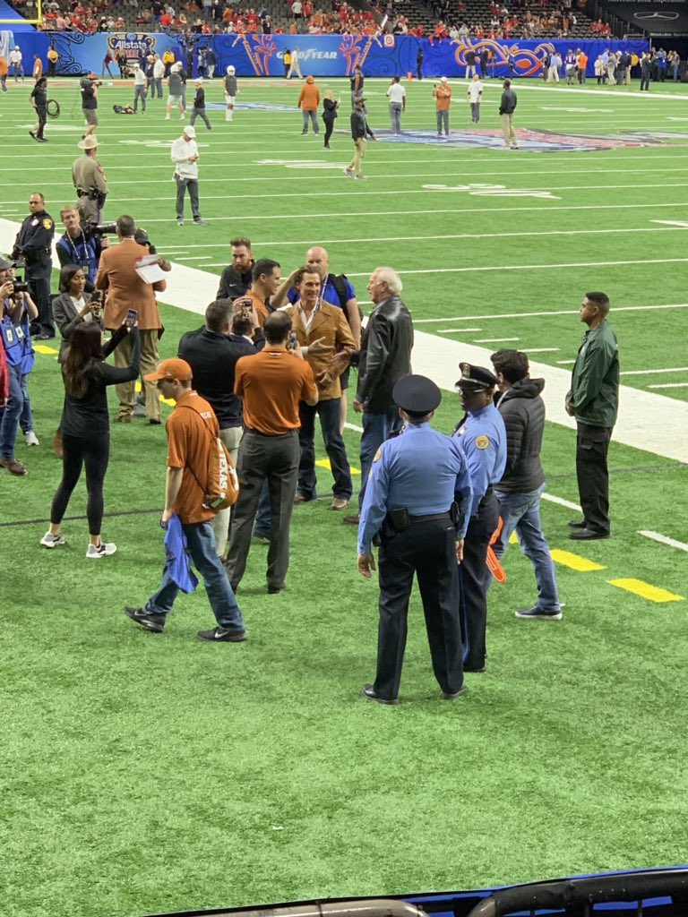 Oh hey there <a href="/McConaughey/">Matthew McConaughey</a>!! TEXAS FIGHT #sugarbowl