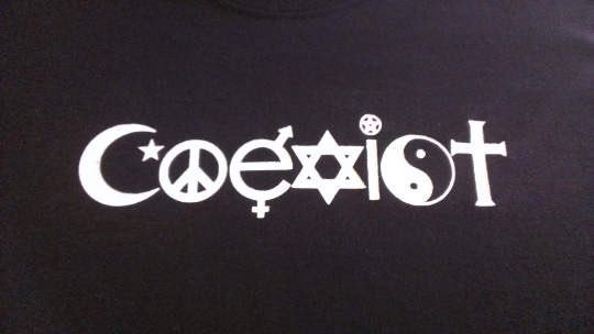 ProxyProphet's tweet image. Can’t we all just get along?

Coexist tee, long-sleeved tee, hoodie, and tote in a variety of sizes and colors.

Tee: etsy.com/listing/219854…
LS Tee: etsy.com/listing/251052…
Hoodie: etsy.com/listing/504931…
Tote: etsy.com/listing/518784…