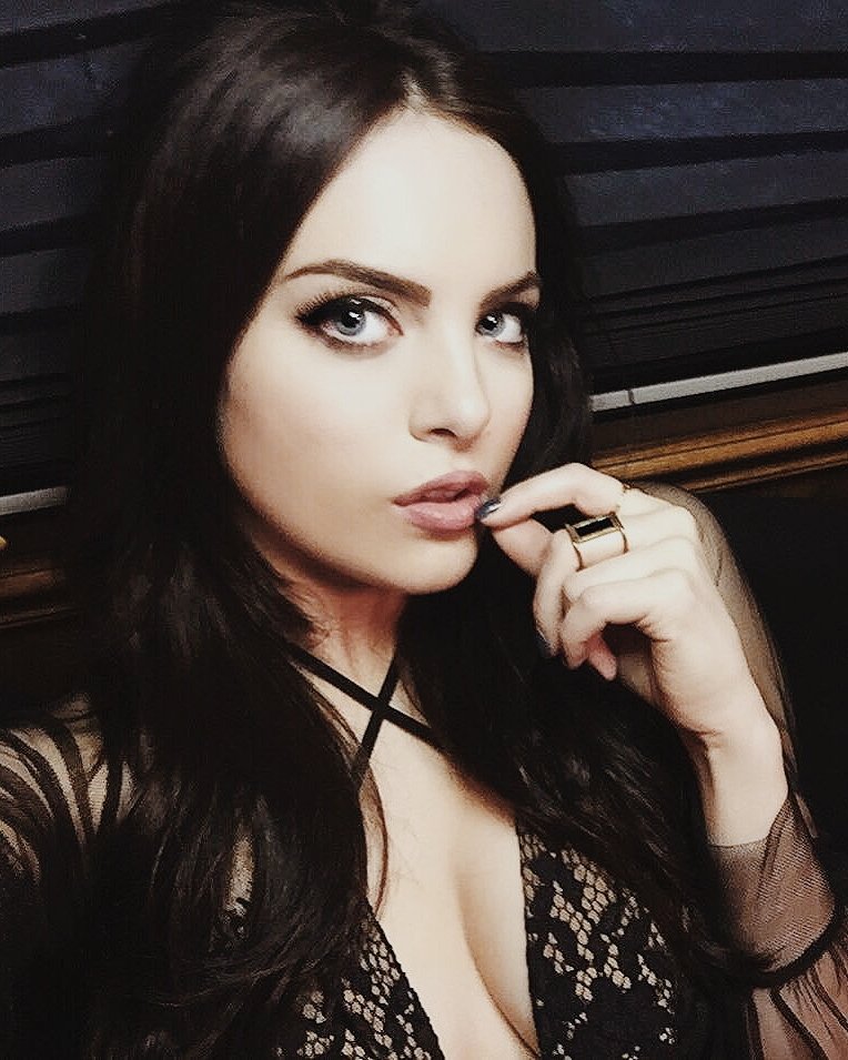 withoutlmits's tweet image. 𝑇𝘩𝑎𝑡 𝑔𝑖𝑟𝑙 𝑤𝑎𝑠 𝑎 𝑜𝑛𝑒-𝑡𝑖𝑚𝑒 𝑡𝑒𝑒𝑛𝑎𝑔𝑒 𝑑𝑟𝑎𝑚𝑎 𝑞𝑢𝑒𝑒𝑛 𝑎 𝘩𝑦𝑝𝑒𝑑-𝑢𝑝 𝑒𝑣𝑒𝑟𝑦𝑑𝑎𝑦 𝑤𝑎𝑛𝑛𝑎𝑏𝑒.