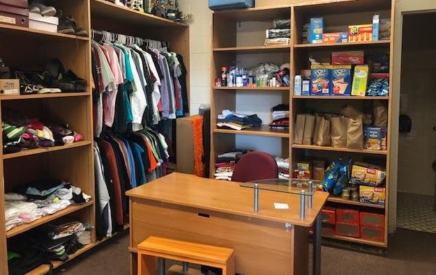 Panther_Country's tweet photo. Did you know AHS Student Council has a pantry with food, clothes, and hygiene products for students in need?  And it's all confidential.  Stop in the main office or talk to a teacher if you are interested in some support. https://t.co/yDs8wSHKiG