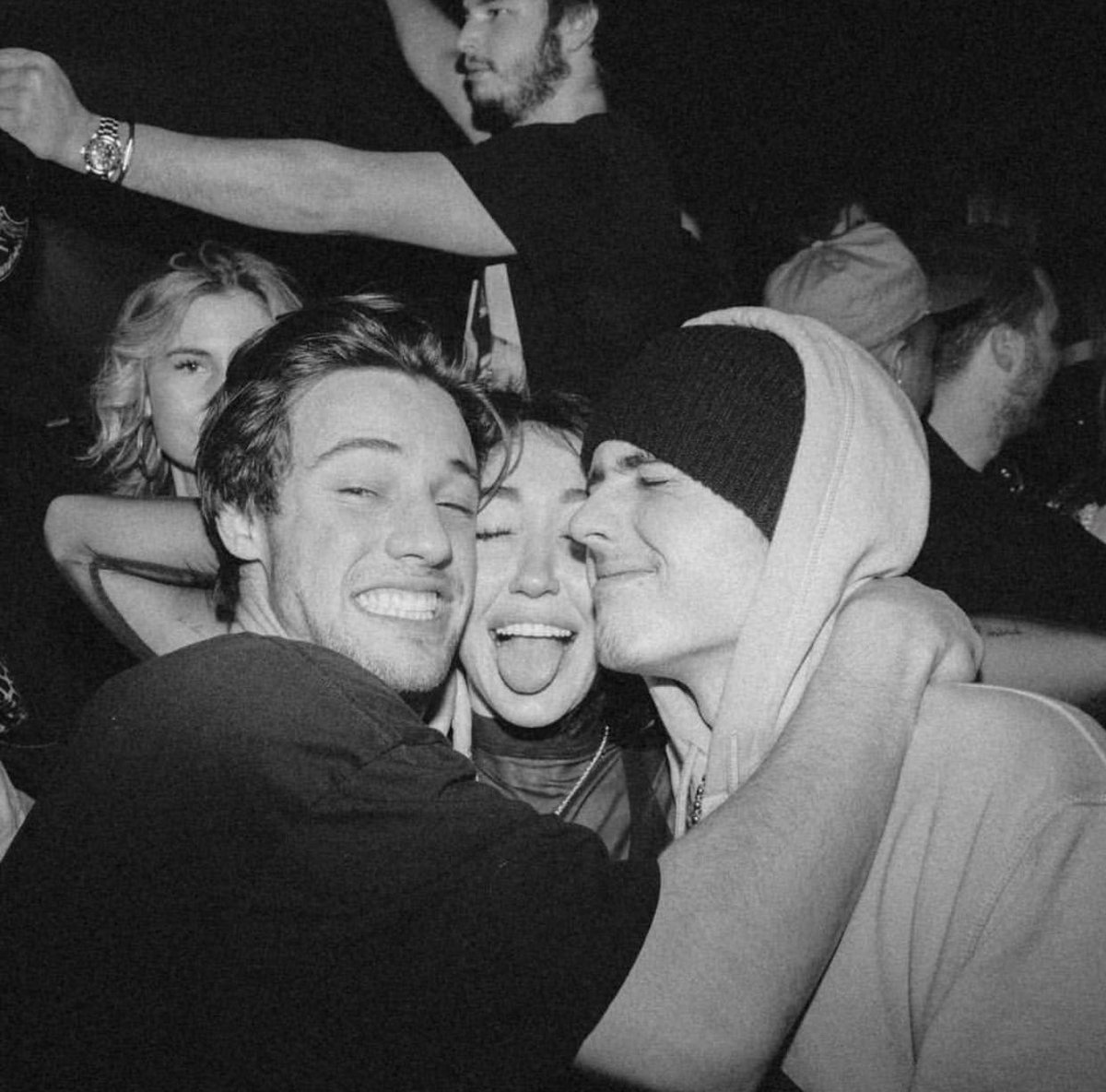 MAGCON Updates tweet media