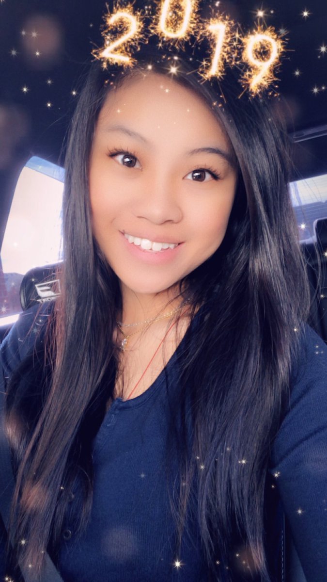 JenniferHsu_'s tweet photo. Happy New Year🎉 ✨wishing everyone a great 2019😊 https://t.co/6K6V3WTPGt