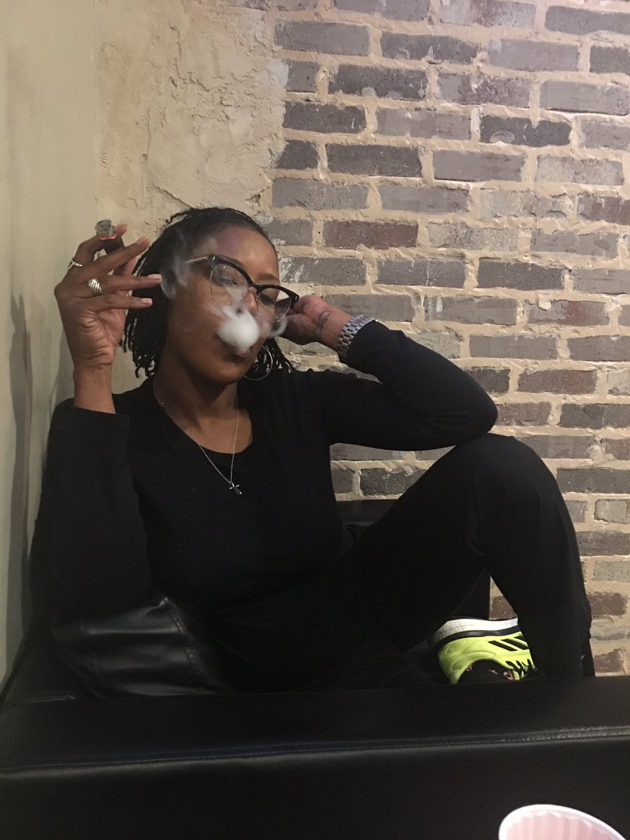 MemeElizabeth76's tweet photo. #cigarqueens #cigarhighness #puffinpretty #bcss #sotl #systassmokingtoo #itsamovement #hercigarcircle https://t.co/G4Vn7Z8Lm7