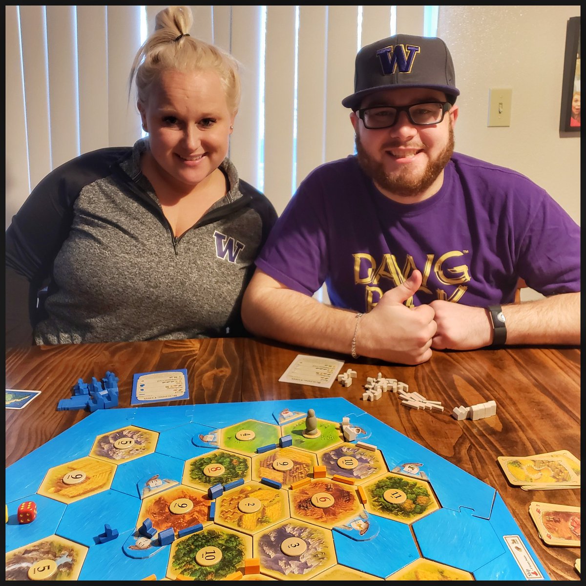 PacificNW_Gamer's tweet photo. First game of the new year! Also watching the Huskies play in the Rose Bowl! Excited for what this year will bring in gaming! GO DAWGS!
#catan #happynewyear #settlersofcatan #catanseafarers #huskies #rosebowl #rosebowl2019 #huskyfootball #boardgames #boardgamer #tabletop https://t.co/oHi26UM9tl