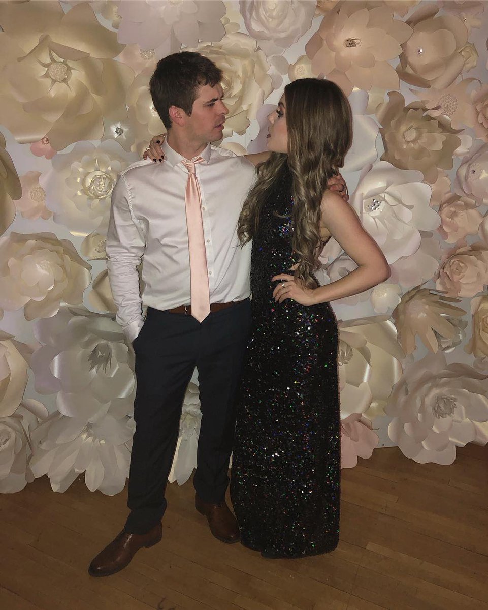 TenilleArts's tweet photo. First post of 2019 goes out to my brother who is officially a married man!! 🥂💍🎊 #heARTScollide https://t.co/YxyLJOpnnk