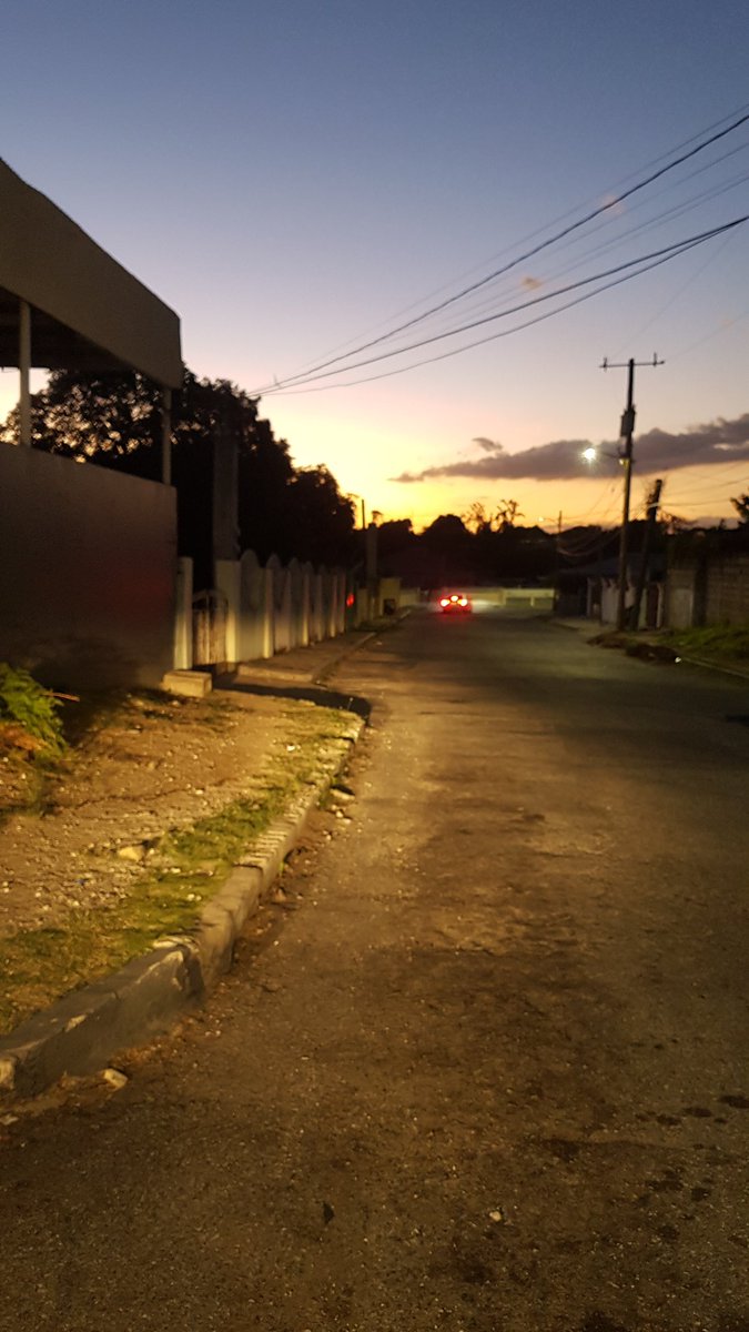 djmillerJA's tweet image. Can't miss the first #TuesdayScenes of 2019! #FirstSunset @SonjahStanley @jahmekyagyal